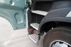 沃尔沃 新FH重卡 460马力 6X2R牵引车