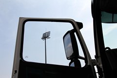 沃尔沃 新FM重卡 460马力 6X2R牵引车(冬白)