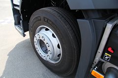 沃尔沃 新FM重卡 460马力 6X2R牵引车(冬白)