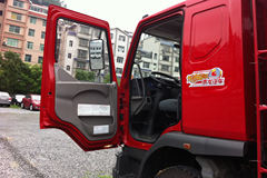 东风柳汽 乘龙 130马力 4.2米自卸车(LZ3060LAH)