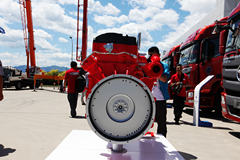 福田康明斯ISGe4 430 430马力 12L 国四 柴油发动机