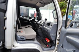 绿卡S&nbsp;冷藏车驾驶室图片