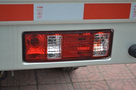 西部牛仔&nbsp;载货车上装                                                图片