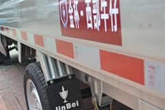金杯 西部牛仔 1.0L 61马力 4X2 汽油 2.8米单排栏板微卡(SY1027BDQ45)