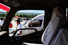 福田 奥铃CTX 143马力 4.23米单排栏板轻卡(BJ1049V9JEA-FB)