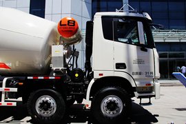 雷萨&nbsp;混凝土搅拌车外观                                                图片