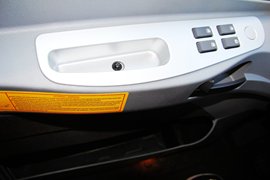 雷萨&nbsp;混凝土搅拌车驾驶室                                               图片