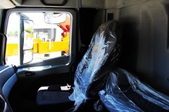 福田 雷萨L8系列 385马力 8X4 混凝土搅拌车