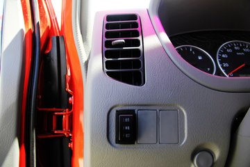 ���� ŷ����1ϵ 131���� 4.165�׵�����ʽ�Ῠ(BJ5049XXY-A1)ͼƬ