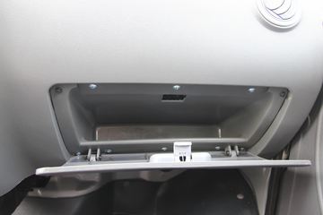 �Ĵ��ִ� �� 1.8L 68���� ���� 3.1�׵�������΢��(CNJ1040RD30M)ͼƬ