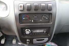 瑞宝&nbsp;载货车驾驶室                                               图片