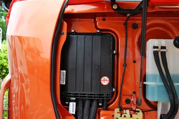 ���Ͽ��� U260�ؿ� 260���� 4X2 LNGǣ����(SQR4182N6Z)ͼƬ