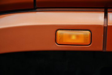 ���Ͽ��� U260�ؿ� 260���� 4X2 LNGǣ����(SQR4182N6Z)ͼƬ