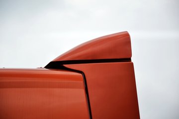 ���Ͽ��� U260�ؿ� 260���� 4X2 LNGǣ����(SQR4182N6Z)ͼƬ