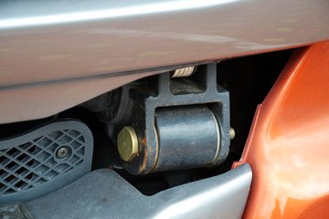 ���Ͽ��� U260�ؿ� 260���� 4X2 LNGǣ����(SQR4182N6Z)ͼƬ