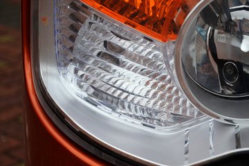 ���Ͽ��� U260�ؿ� 260���� 4X2 LNGǣ����(SQR4182N6Z)ͼƬ