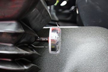 ���Ͽ��� U260�ؿ� 260���� 4X2 LNGǣ����(SQR4182N6Z)ͼƬ