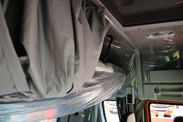 ���Ͽ��� U260�ؿ� 260���� 4X2 LNGǣ����(SQR4182N6Z)ͼƬ