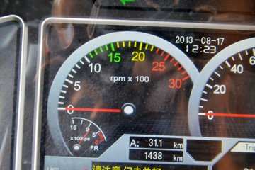 ���Ͽ��� U260�ؿ� 260���� 4X2 LNGǣ����(SQR4182N6Z)ͼƬ