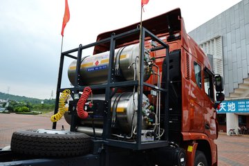 ���Ͽ��� U260�ؿ� 260���� 4X2 LNGǣ����(SQR4182N6Z)ͼƬ