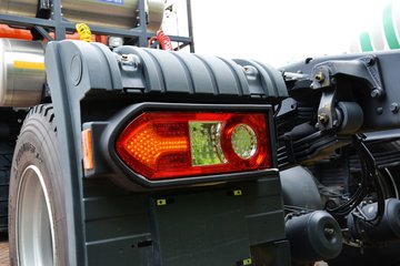 ���Ͽ��� U260�ؿ� 260���� 4X2 LNGǣ����(SQR4182N6Z)ͼƬ