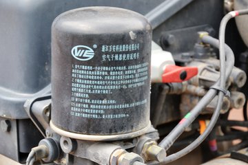 ���Ͽ��� U260�ؿ� 260���� 4X2 LNGǣ����(SQR4182N6Z)ͼƬ