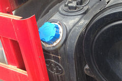 上汽红岩 新金刚重卡 336马力 6X4 5.8米自卸车(CQ3255HTG404)