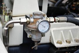 联合U系&nbsp;混凝土搅拌车底盘                                                图片