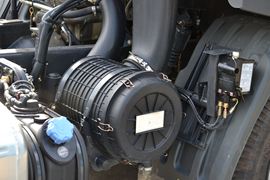 乘龙M3&nbsp;牵引车外观                                                图片