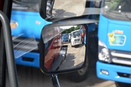 乘龙M3&nbsp;牵引车驾驶室                                               图片