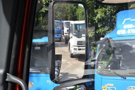 乘龙M3&nbsp;牵引车驾驶室                                               图片