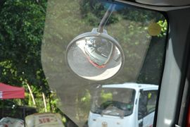 乘龙M3&nbsp;牵引车驾驶室                                               图片