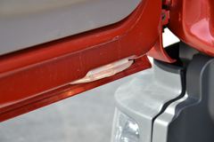 东风柳汽 乘龙中卡 220马力 4X2 牵引车(LZ4150M3AA)