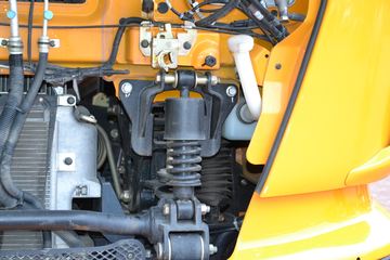 ���Ͽ��� U380 380���� 8X4 7.6��LNG��ж��(SQR3312N6T6)ͼƬ