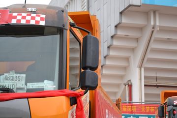 ���Ͽ��� U380 380���� 8X4 7.6��LNG��ж��(SQR3312N6T6)ͼƬ