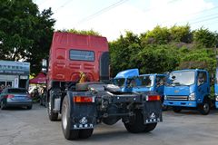 东风柳汽 乘龙M5重卡 280马力 4X2牵引车(LZ4180QAFA)