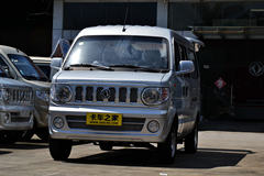 东风小康 V29  87马力 1.2L面包车