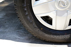 东风股份 御风 136马力 封闭厢式货车