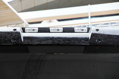 一汽解放 J6P 355马力 6X4 混凝土搅拌车(全浮平顶小排半驾驶室)底盘 (CA5250GJBP66K2L2T1E4)