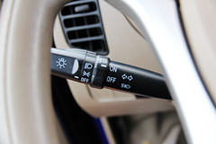 福田 奥铃CTX 143马力 3.7米排半厢式轻卡(BJ5049V8CEA-FE)