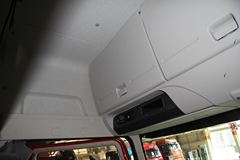 青岛解放 JH6重卡 370马力 6X4牵引车(CA4250P25K2T1E4)