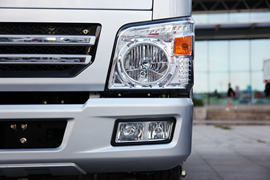 绿卡T&nbsp;载货车外观                                                图片