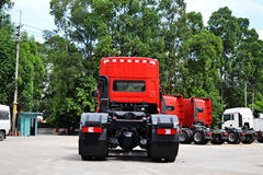 东沃 UD酷腾重卡 400马力 6X4牵引车(DND4250WB34)