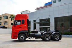 东沃 UD酷腾重卡 400马力 6X4牵引车(DND4250WB34)
