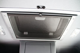 奔驰Axor&nbsp;牵引车驾驶室                                               图片