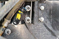 东沃 UD酷腾重卡 400马力 6X4牵引车(DND4250WB34)