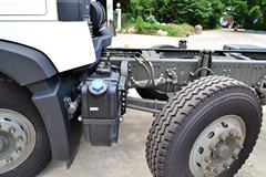 中国重汽 HOWO T5G重卡 280马力 8X4 9.5米载货车底盘(ZZ1317M466GD1) 中国重汽 HOWO T5G重卡 280马力 8X4 9.5米载货车底盘(ZZ1317M466GD1)