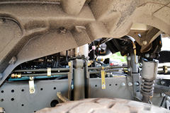 中国重汽 HOWO T5G重卡 280马力 8X4 9.5米载货车底盘(ZZ1317M466GD1) 中国重汽 HOWO T5G重卡 280马力 8X4 9.5米载货车底盘(ZZ1317M466GD1)