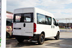 东风股份 御风  136马力 封闭厢式货车