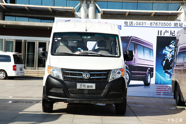 东风股份 御风 2021款 140马力 长轴高顶后双胎重载 3座 2.4T厢货车